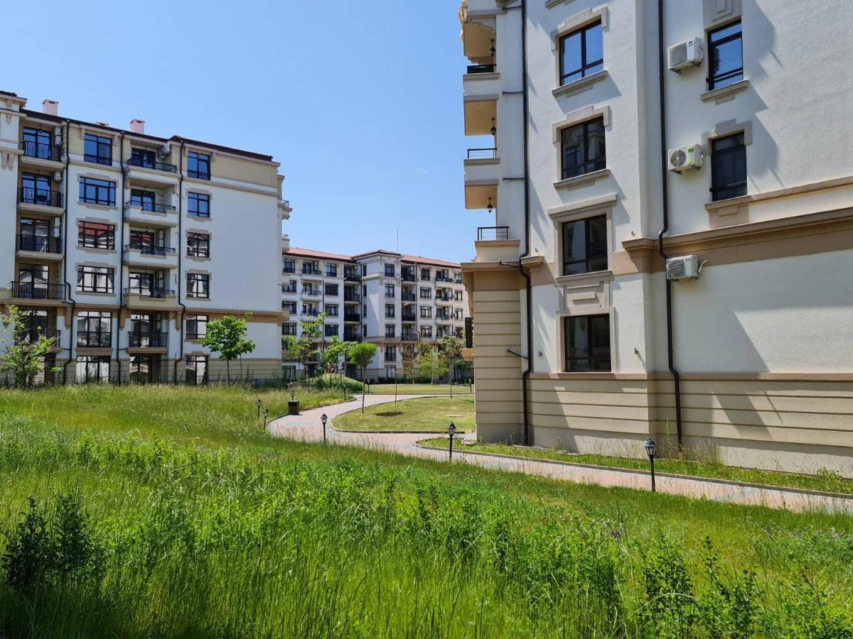 Little Treasure By The Sea Apartman Pomorie Kültér fotó